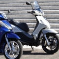 PiaggioBeverlySportTourer-350-Vs-HondaSH300i-013