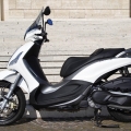 PiaggioBeverlySportTourer-350-Vs-HondaSH300i-074