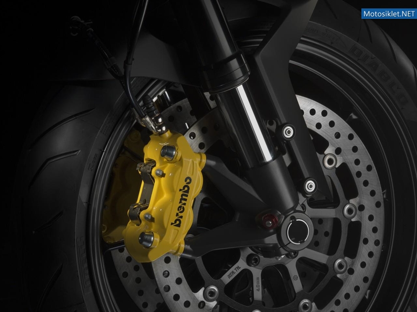 Ducati-Monster-Diesel-001