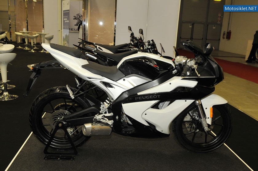 PeugeotScooter-2012-016