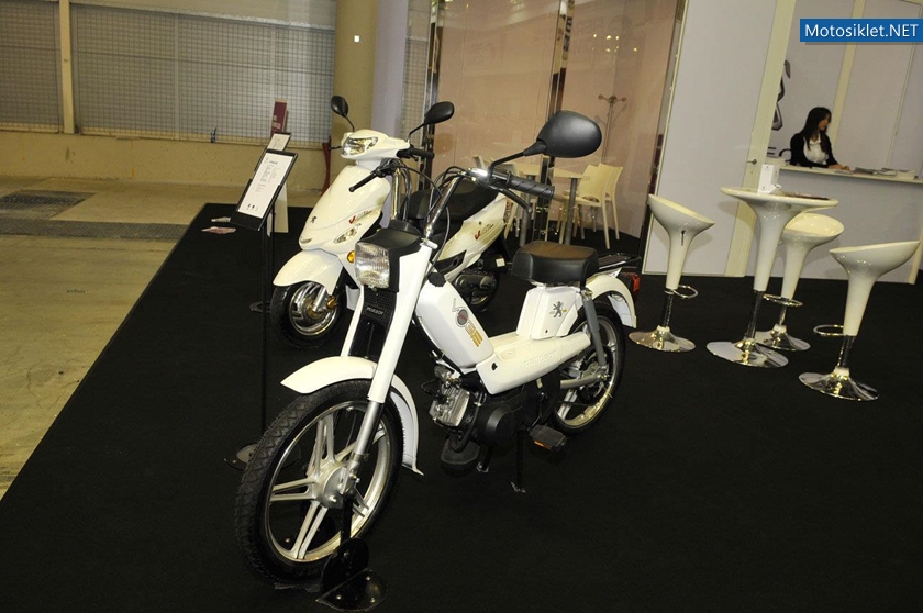 PeugeotScooter-2012-025