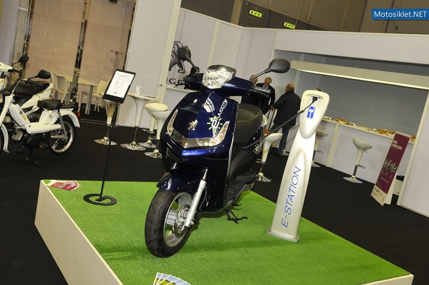 PeugeotScooter-2012-036
