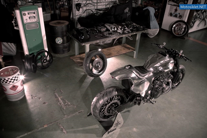 Yamaha-Vmax-Hyper-byAbnormalCycles-024