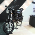2012MotosikletFuari-RegalRaptorStandi-006