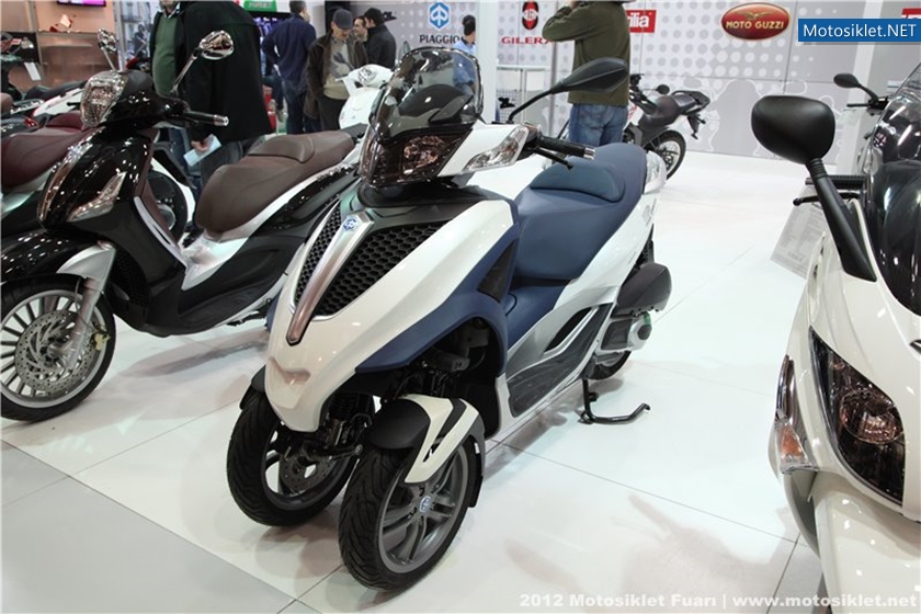 2012-MotosikletFuari-Aprilia-Vespa-Gilera-MotoGuzziStandi-002