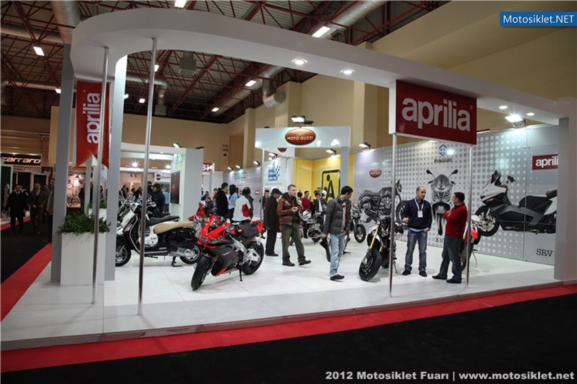 2012-MotosikletFuari-Aprilia-Vespa-Gilera-MotoGuzziStandi-030