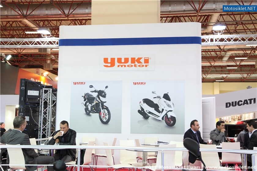 2012-Motosiklet-Fuari-Yuki-Standi-002