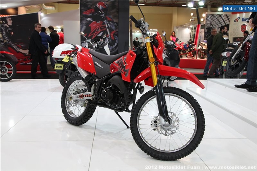 2012-Motosiklet-Fuari-Yuki-Standi-007