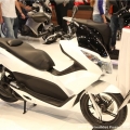 2012MotosikletFuari-HondaStandi-018