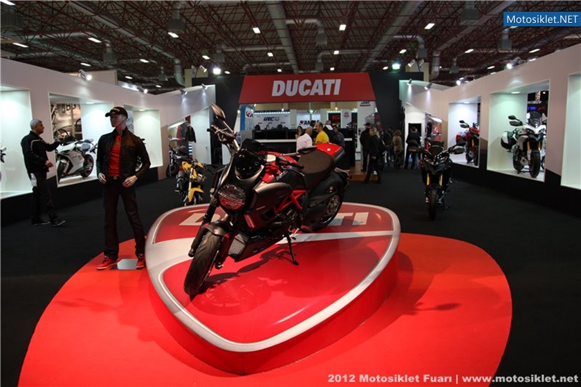 2012MotosikletFuari-DucatiStandi-005