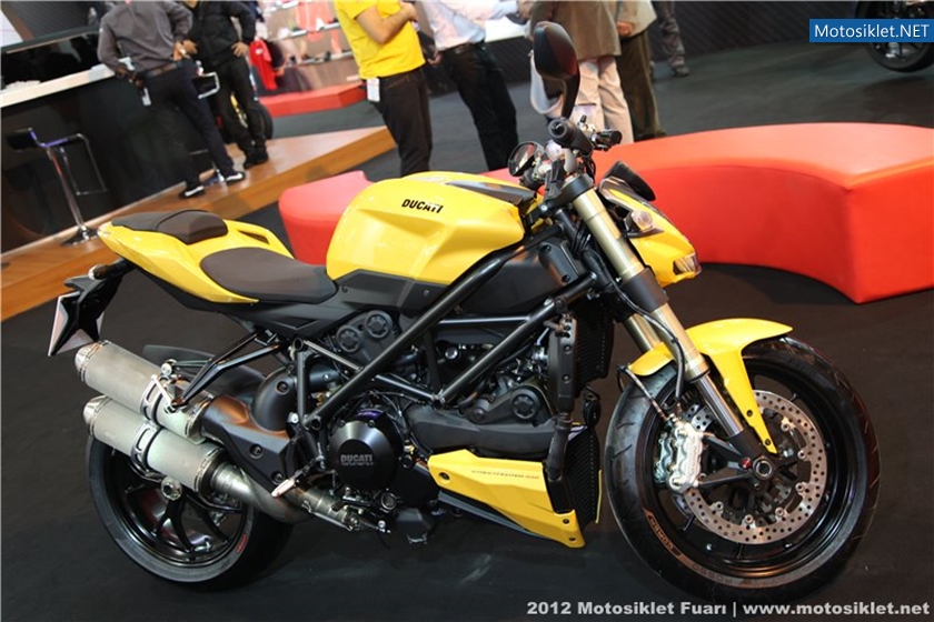 2012MotosikletFuari-DucatiStandi-006