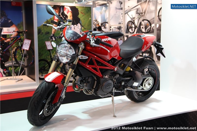 2012MotosikletFuari-DucatiStandi-021