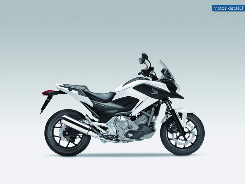 HondaNC700X-2012model-004