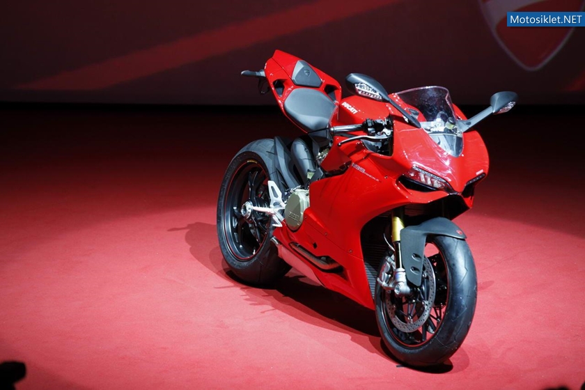 Ducati-1199-PanigaleS-Tanitimi-004