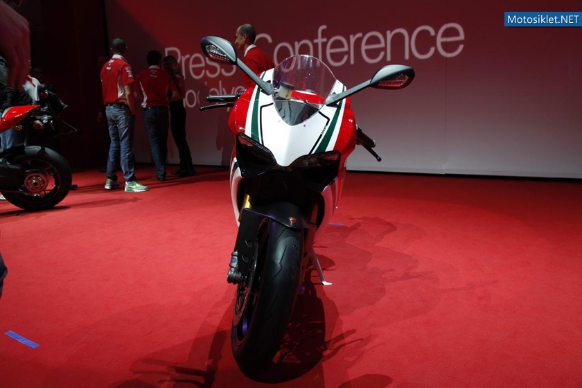 Ducati-1199-PanigaleS-Tanitimi-008