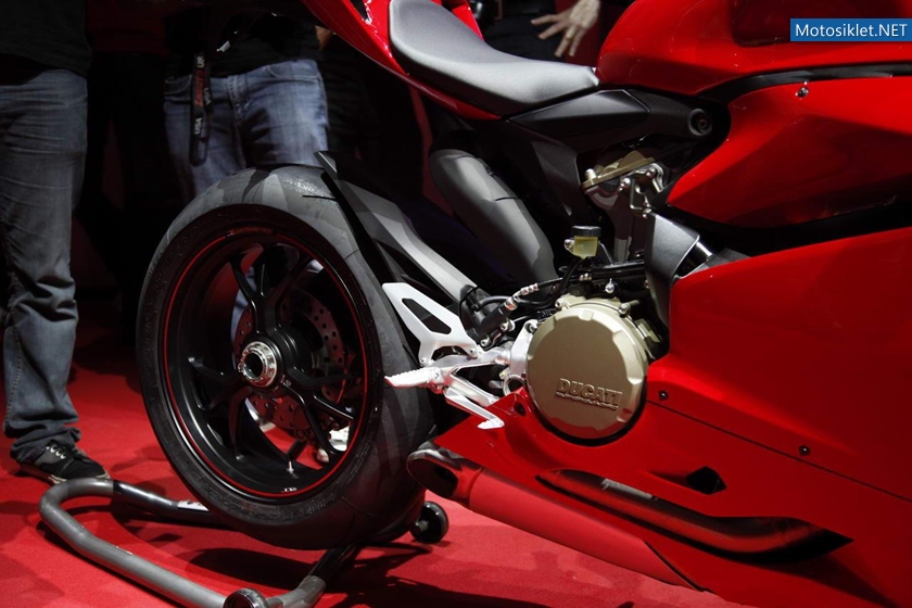 Ducati-1199-PanigaleS-Tanitimi-018