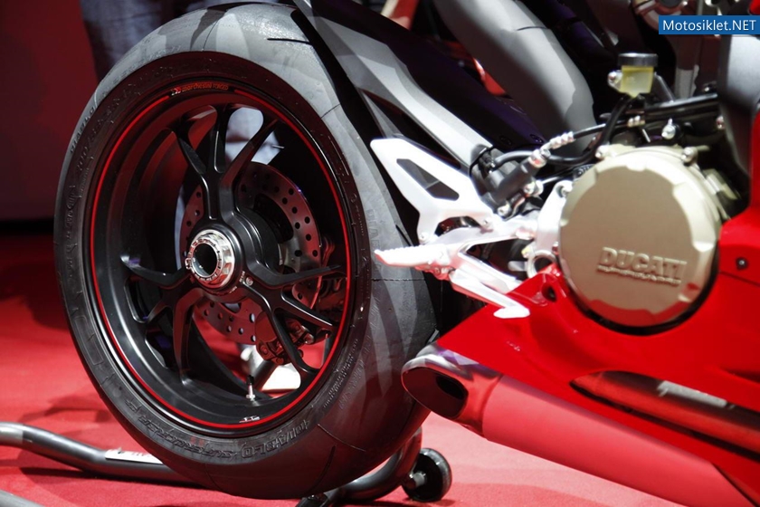 Ducati-1199-PanigaleS-Tanitimi-032