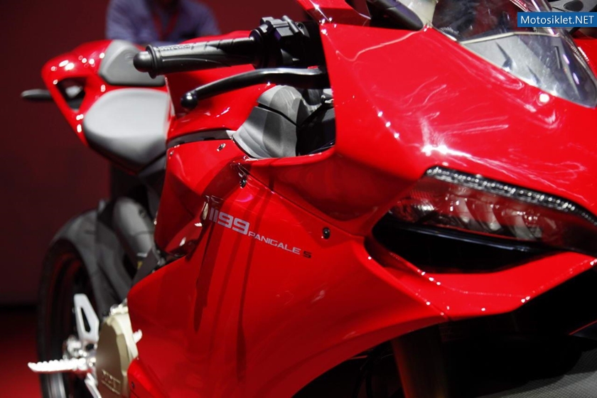 Ducati-1199-PanigaleS-Tanitimi-034