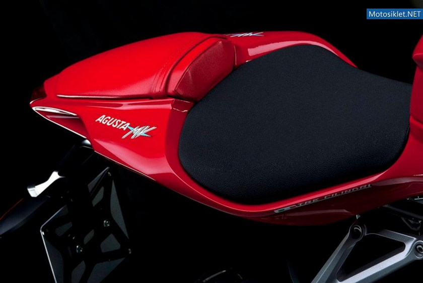 MV-Agusta-F3-675-2012-Model-025