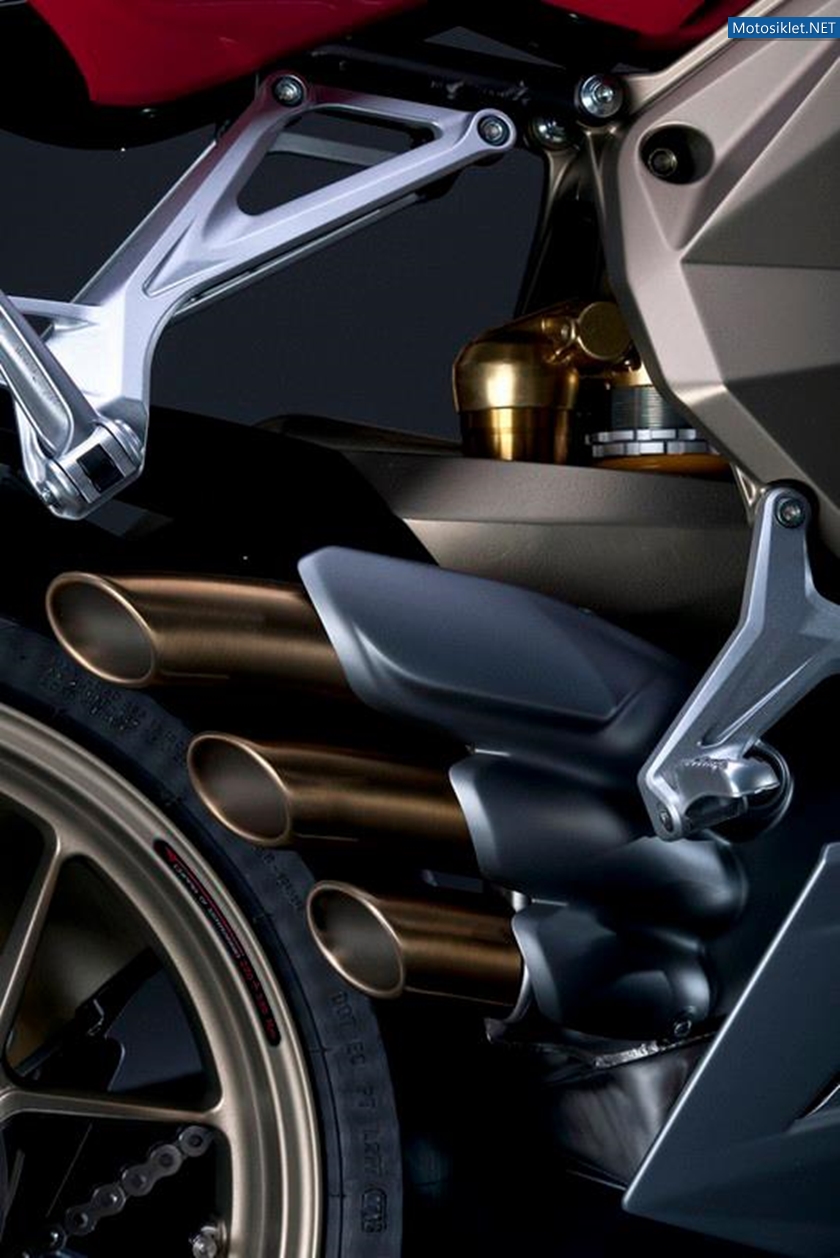 MV-Agusta-F3-675-2012-Model-035
