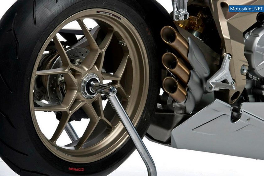 MV-Agusta-F3-675-2012-Model-040