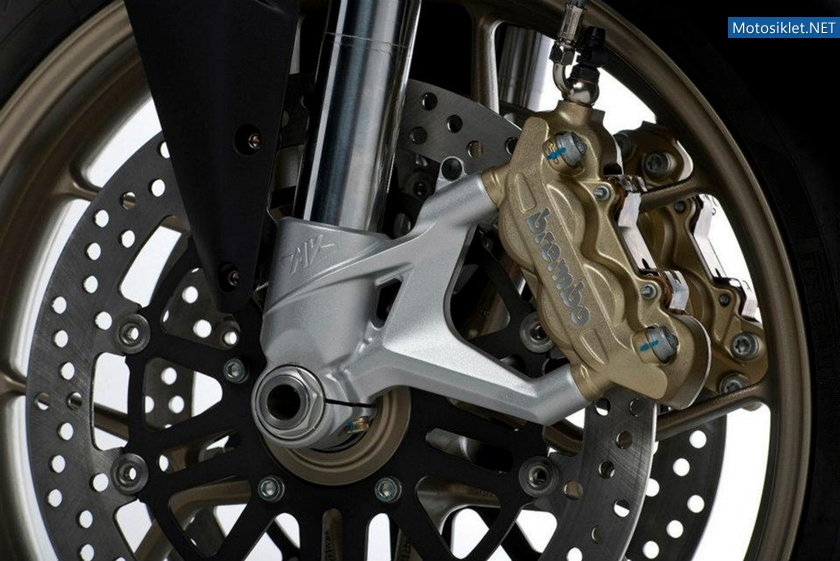 MV-Agusta-F3-675-2012-Model-064