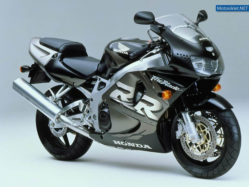 Honda-CBR-Fireblade-Tarihi-001