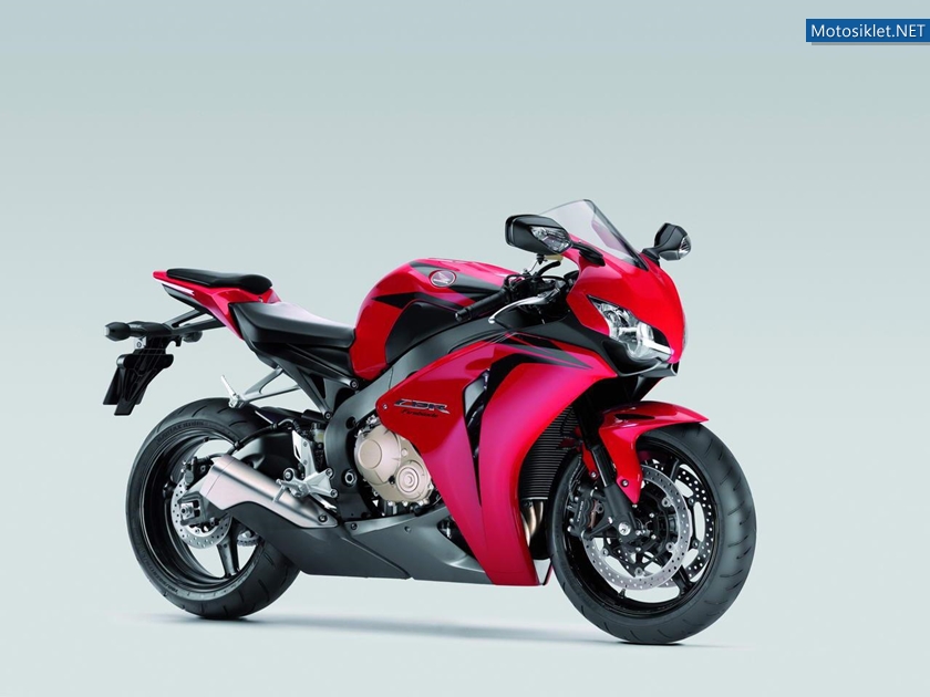 Honda-CBR-Fireblade-Tarihi-007