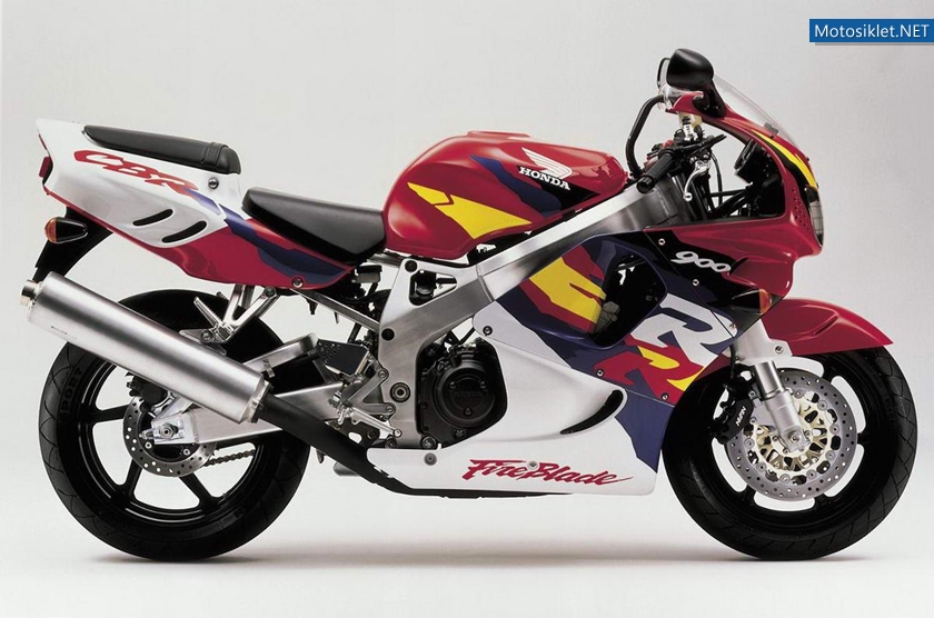 Honda-CBR-Fireblade-Tarihi-038