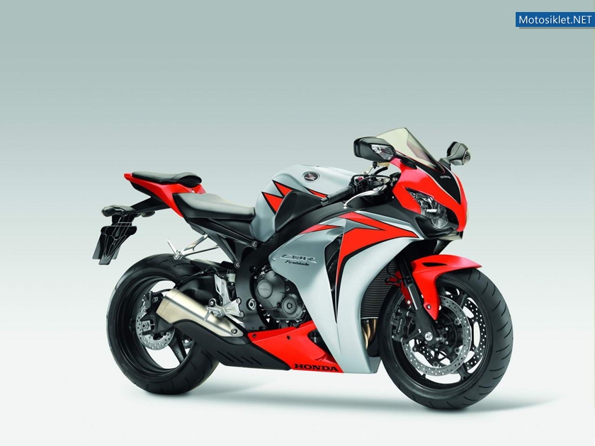 Honda-CBR-Fireblade-Tarihi-039