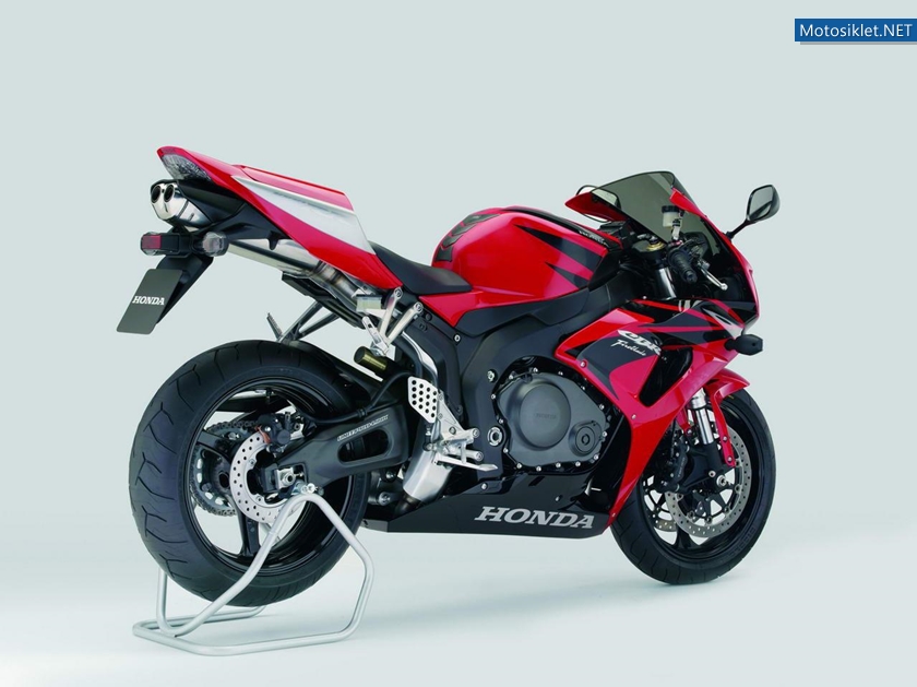 Honda-CBR-Fireblade-Tarihi-049