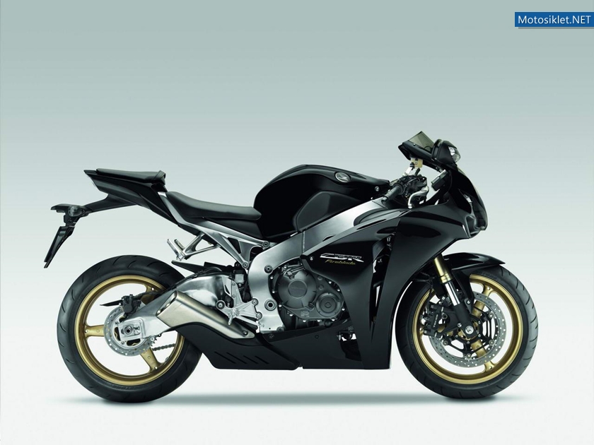 Honda-CBR-Fireblade-Tarihi-068