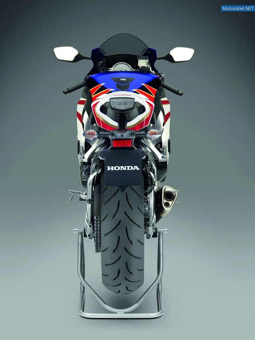 Honda-CBR-Fireblade-Tarihi-075
