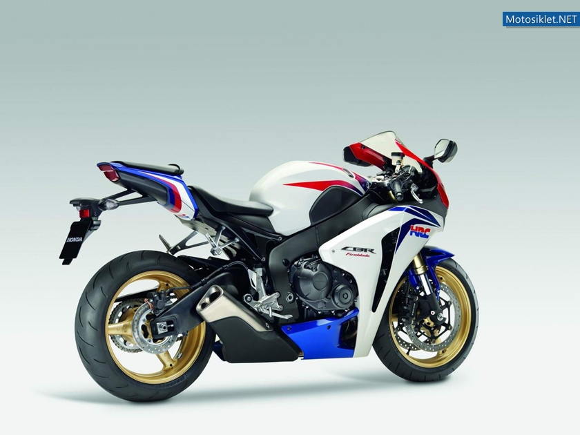 Honda-CBR-Fireblade-Tarihi-078