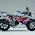 Honda-CBR-Fireblade-Tarihi-037