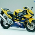 Honda-CBR-Fireblade-Tarihi-047