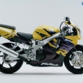 Honda-CBR-Fireblade-Tarihi-048