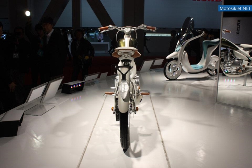 Yamaha-Y125-Moegi-Cruiser-005