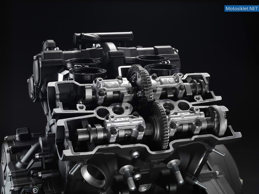 Yamaha-VMAX-2012-Model-004