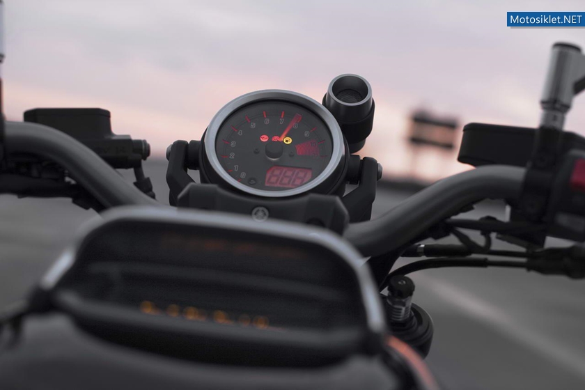 Yamaha-VMAX-2012-Model-034