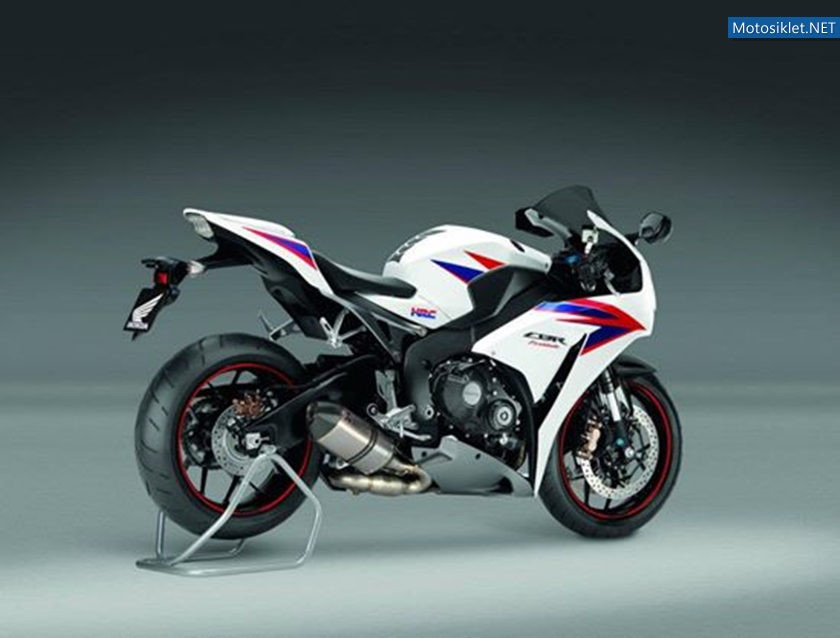 2012-model-Honda-CBR1000RR-064