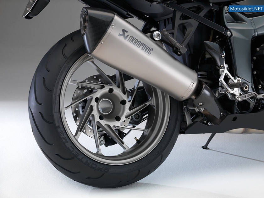 2015-BMW-K1300S-003