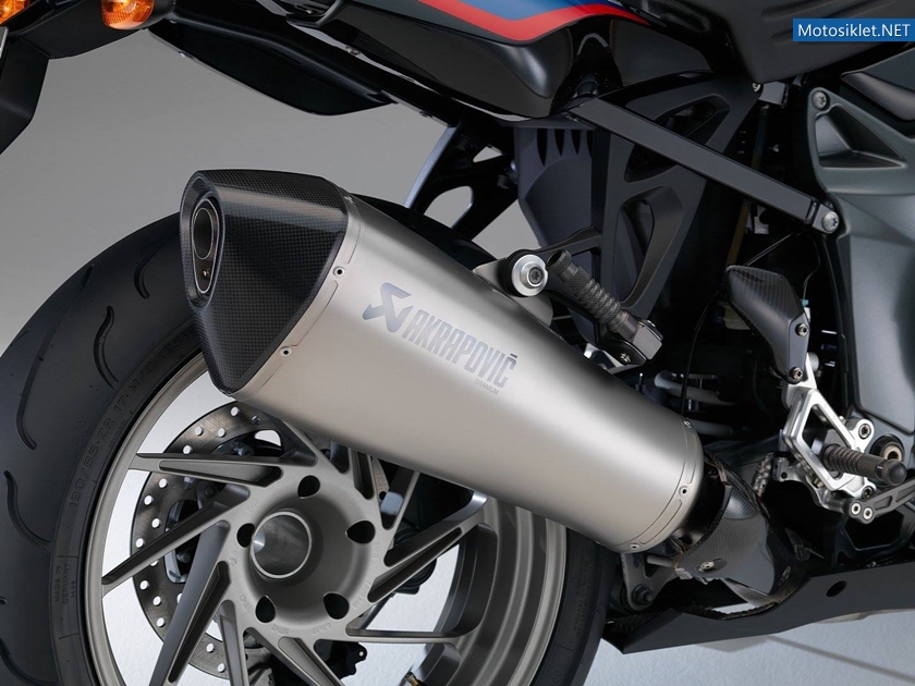 2015-BMW-K1300S-004