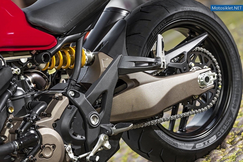 Ducati-Monster-821-004