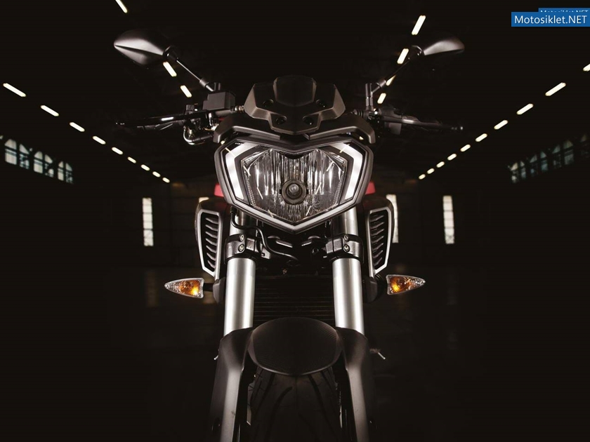 Yamaha-MT-125-023