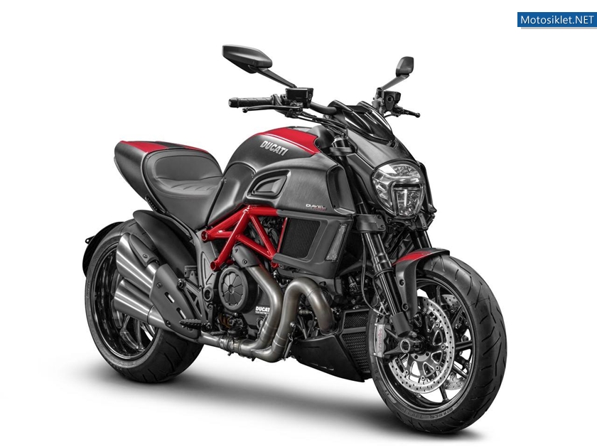 Ducati-Diavel-2015-040