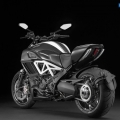 Ducati-Diavel-2015-005