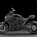 Ducati-Diavel-2015-009