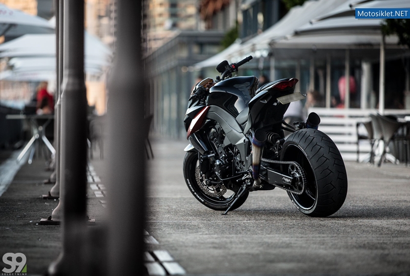 Kawasaki-Z1000-by-ZenGarage-023