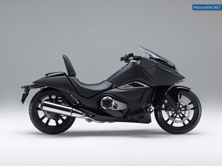 Honda-NM4-Vultus2014-009